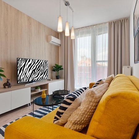 브라티슬라바 Lam Safari - Balcony - Ac - Free Parking 아파트 외부 사진