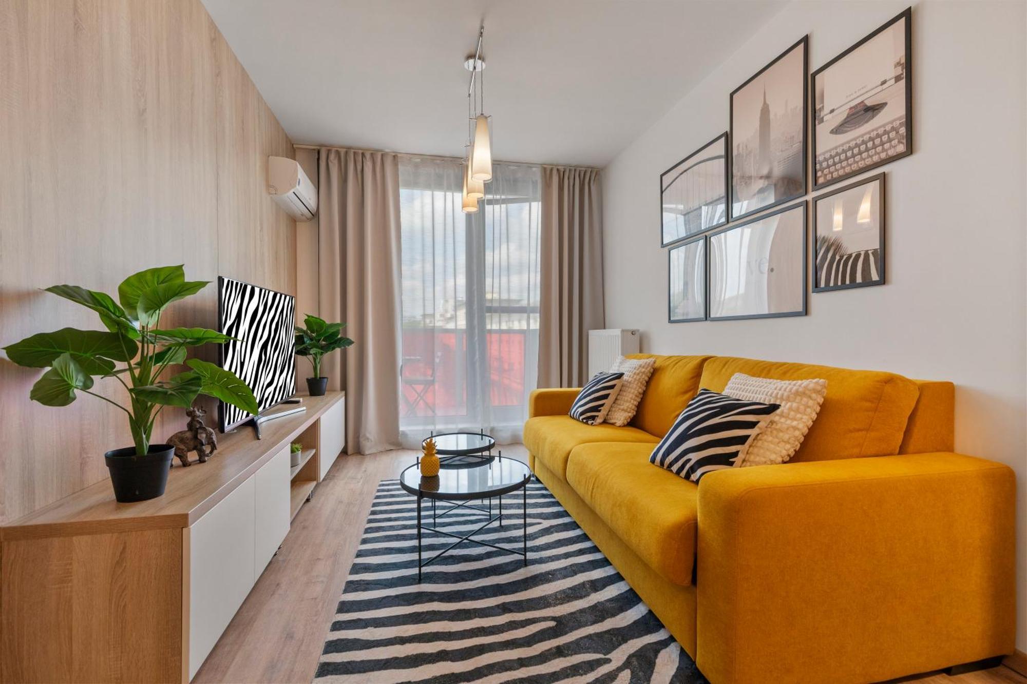 브라티슬라바 Lam Safari - Balcony - Ac - Free Parking 아파트 외부 사진