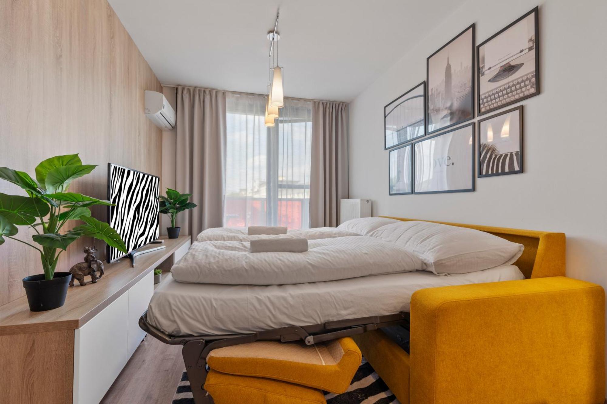 브라티슬라바 Lam Safari - Balcony - Ac - Free Parking 아파트 외부 사진