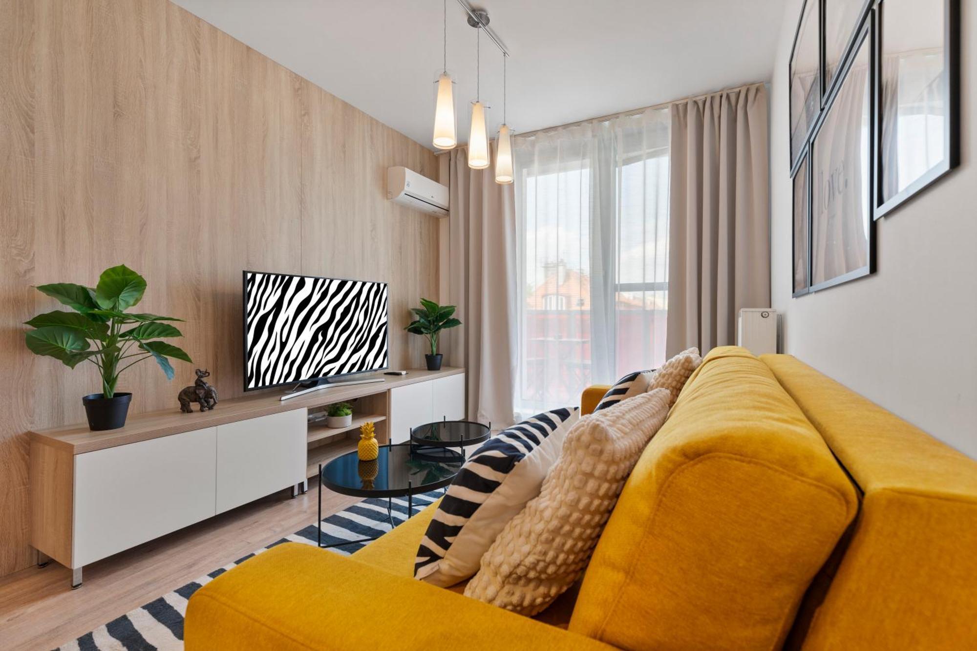 브라티슬라바 Lam Safari - Balcony - Ac - Free Parking 아파트 외부 사진
